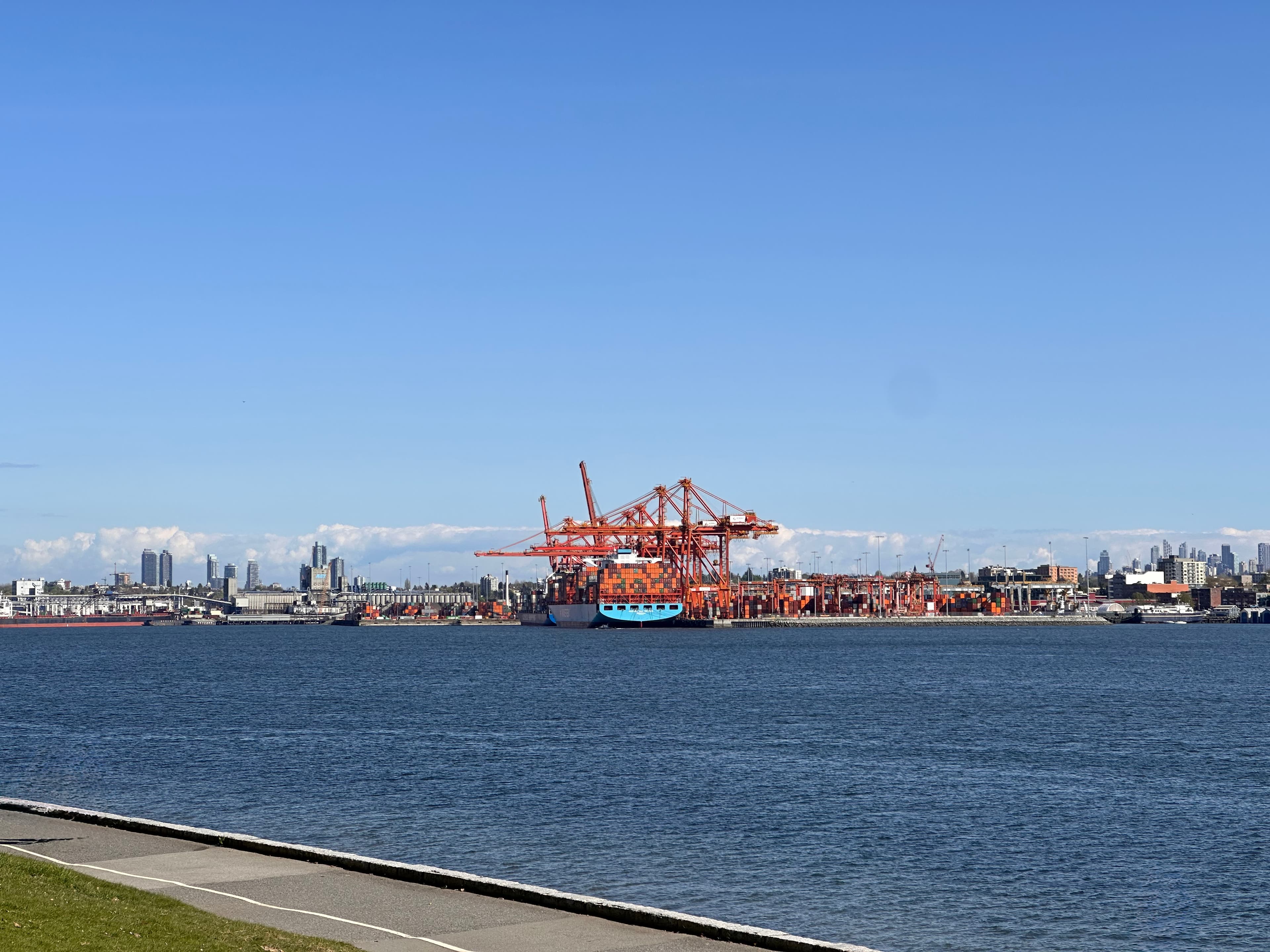 Ship loading Vancouver